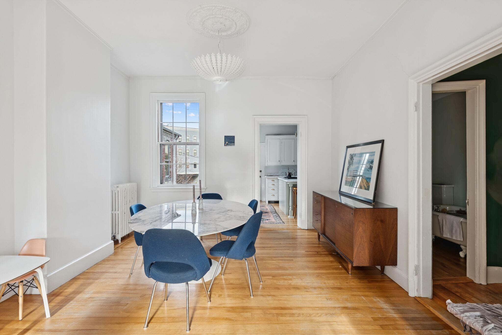 Portland, Maine, 04102, United States, ,3 BathroomsBathrooms,Residential,Active,1965793