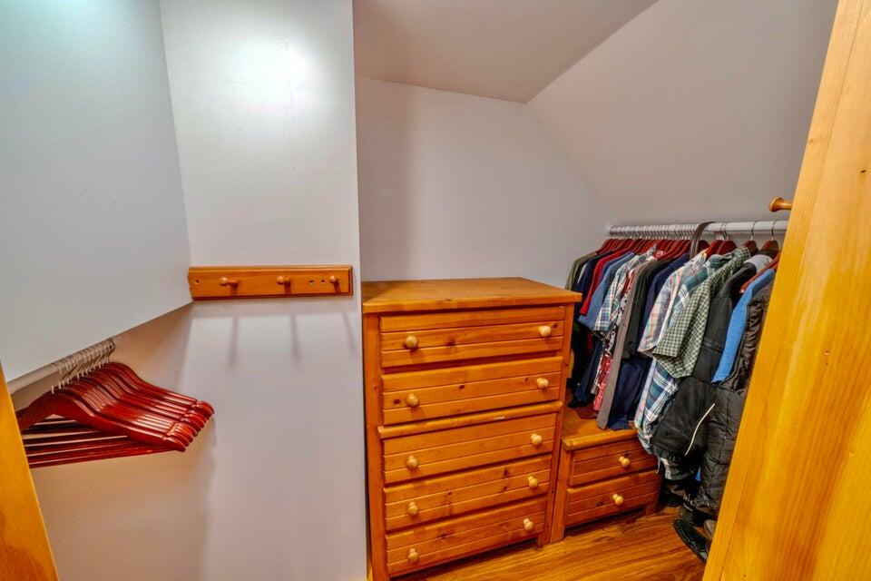 Belfast, Maine, 04915, United States, 4 Bedrooms Bedrooms, ,4 BathroomsBathrooms,Residential,Active,1876879