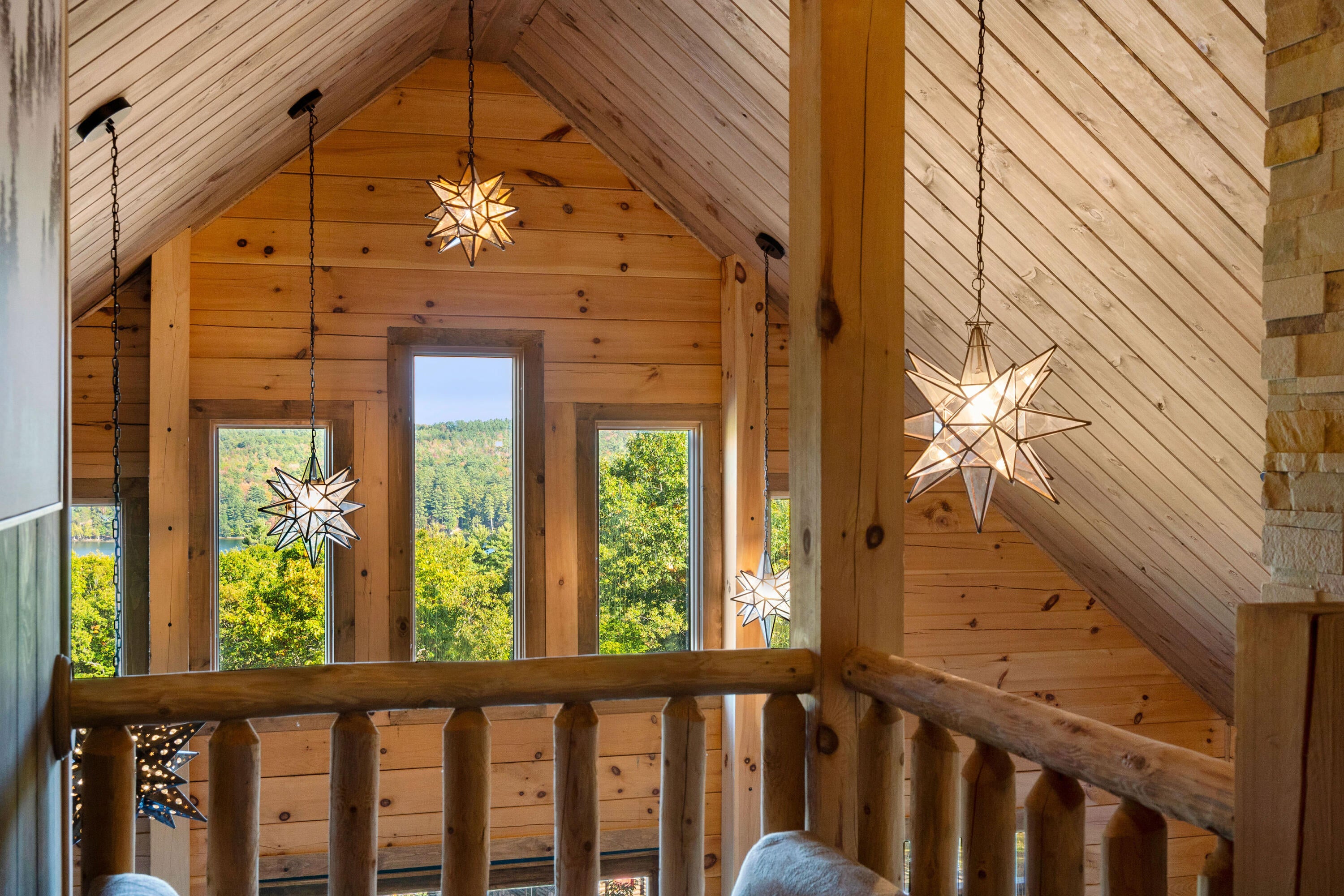 Bridgton, Maine, 04009, United States, 4 Bedrooms Bedrooms, ,2 BathroomsBathrooms,Residential,Active,1962244