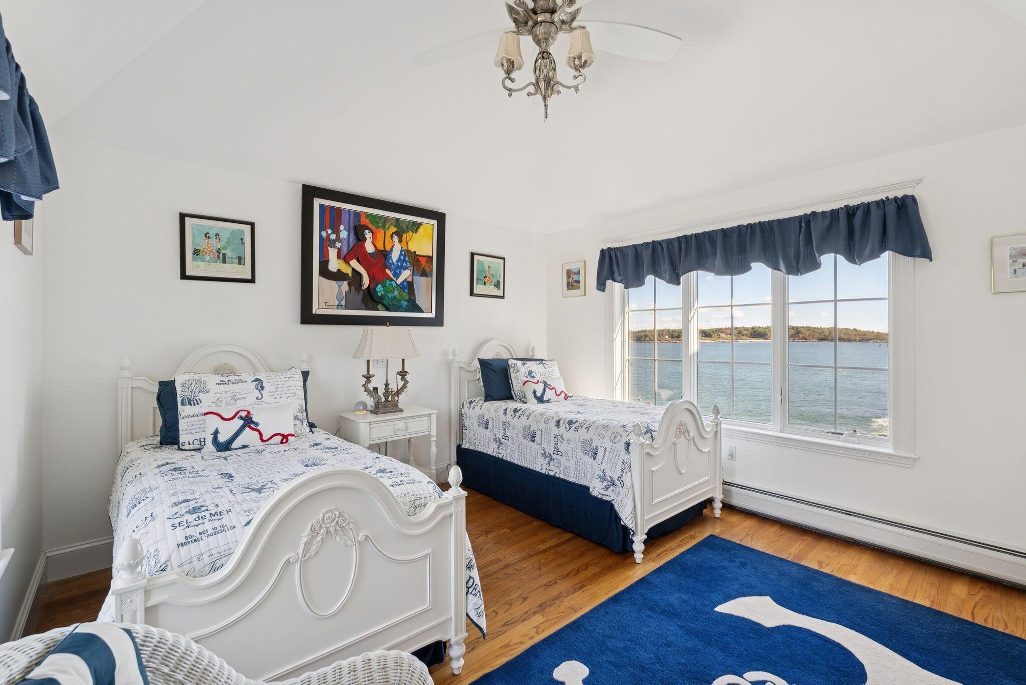 South Portland, Maine, 04106, United States, 3 Bedrooms Bedrooms, ,5 BathroomsBathrooms,Residential,Active,1954023