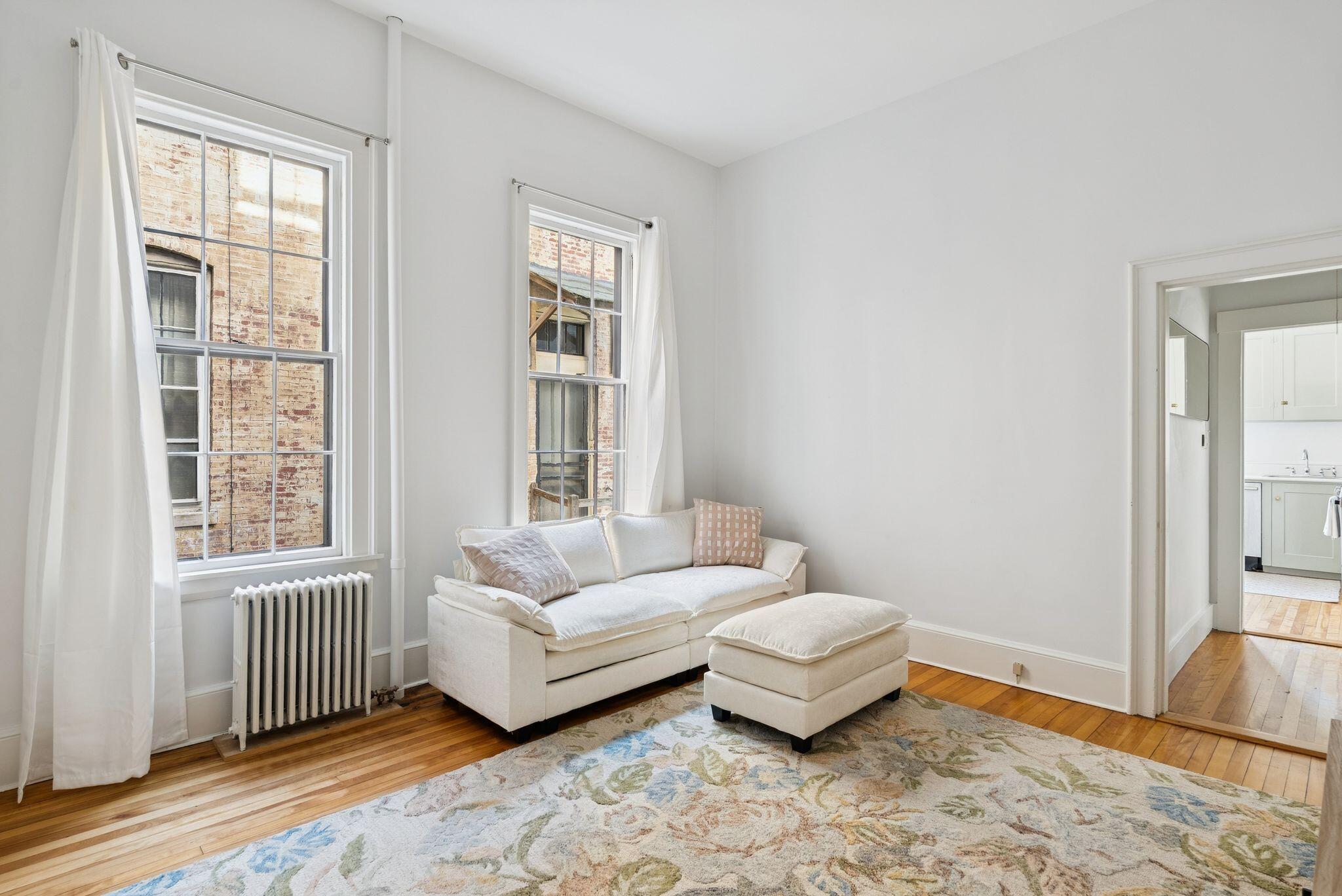 Portland, Maine, 04102, United States, ,3 BathroomsBathrooms,Residential,Active,1965793