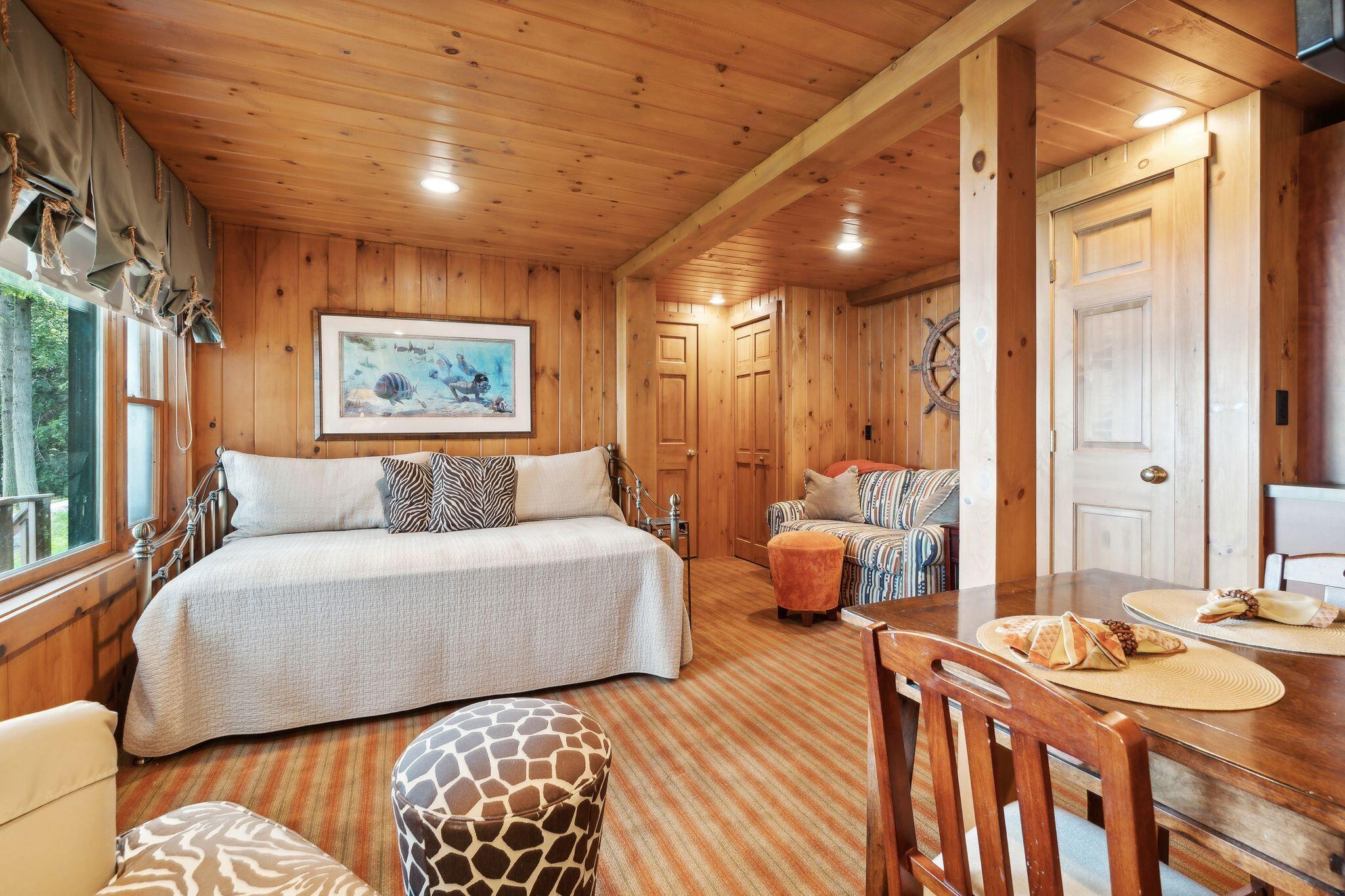 Naples, Maine, 04055, United States, 9 Bedrooms Bedrooms, ,8 BathroomsBathrooms,Residential,Active,1905064