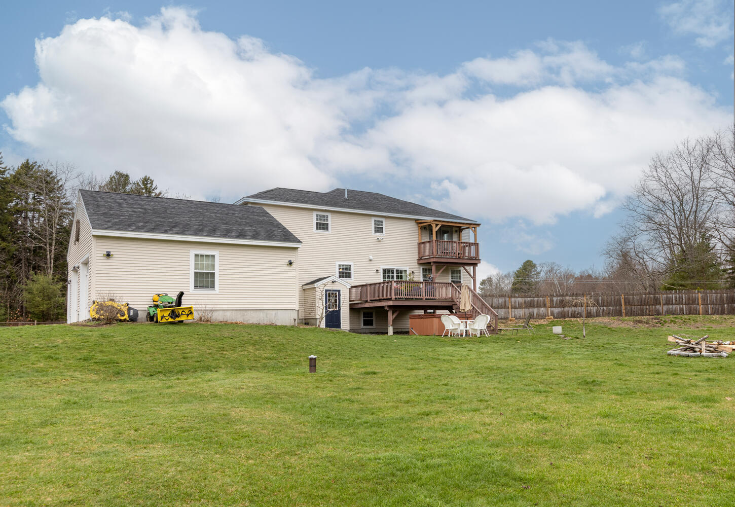Scarborough, Maine, 04074, United States, 3 Bedrooms Bedrooms, ,3 BathroomsBathrooms,Residential,Active,1781586