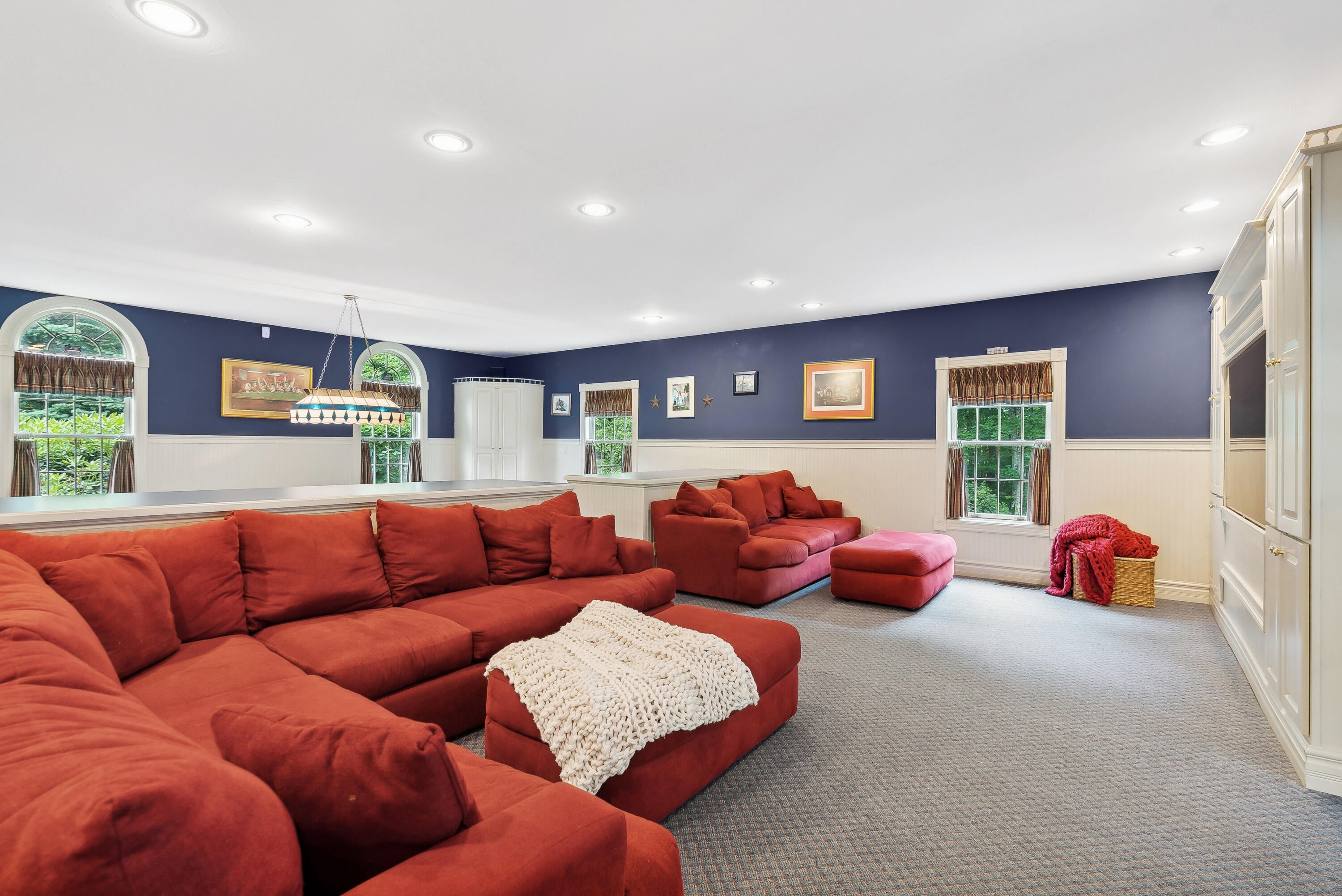 Saco, Maine, 04072, United States, 8 Bedrooms Bedrooms, ,9 BathroomsBathrooms,Residential,Active,1839757