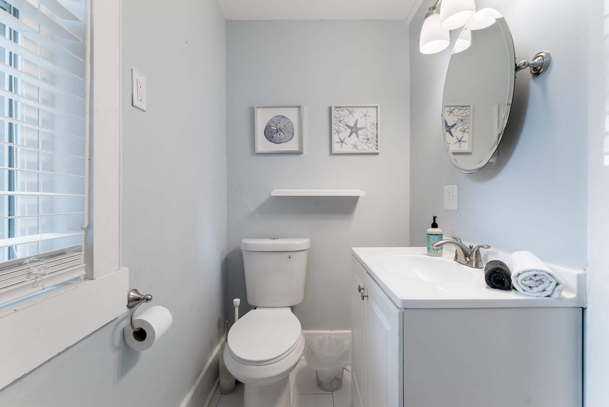 Ogunquit, Maine, 03907, United States, 7 Bedrooms Bedrooms, ,7 BathroomsBathrooms,Residential,Active,1942380