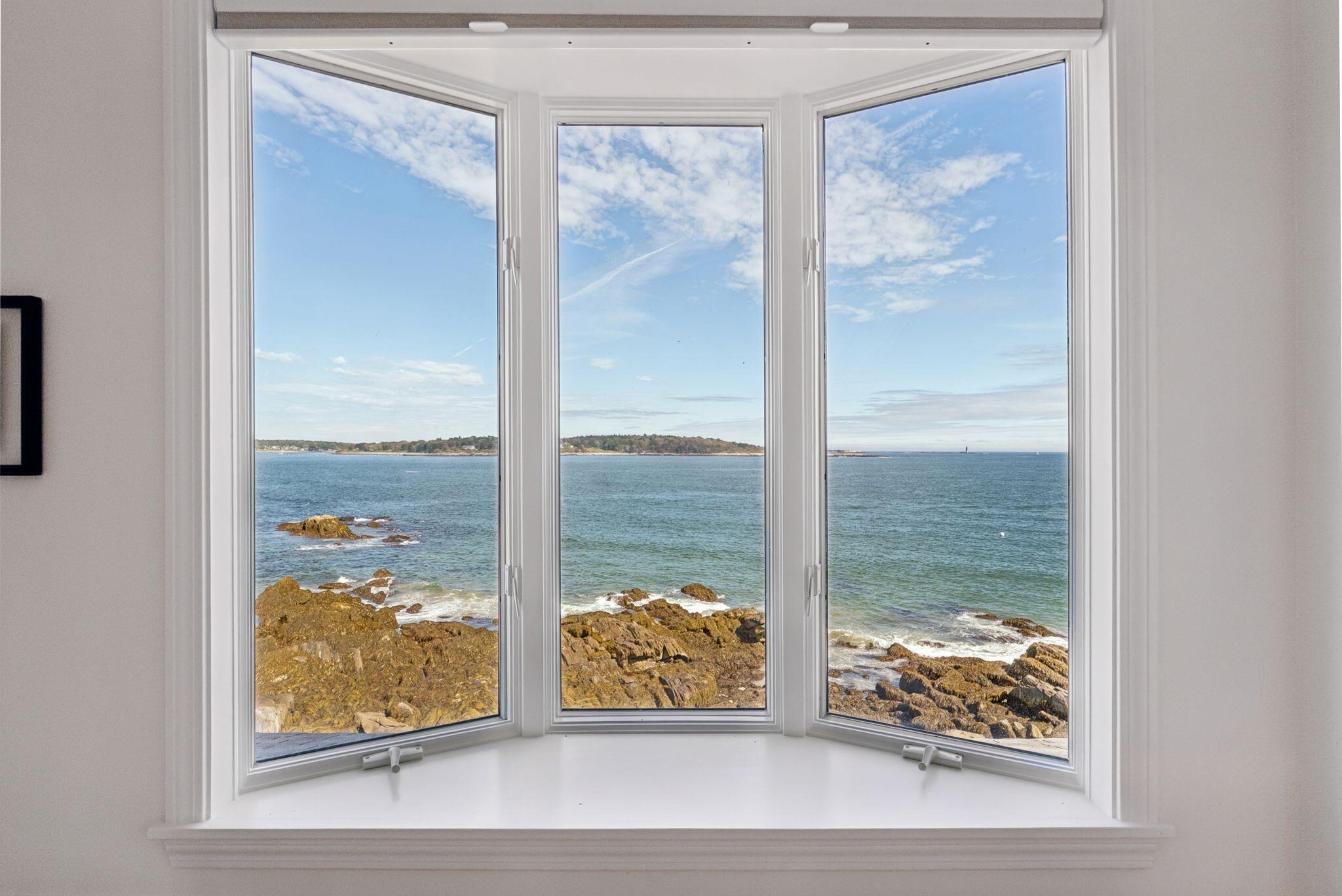 South Portland, Maine, 04106, United States, 3 Bedrooms Bedrooms, ,2 BathroomsBathrooms,Residential,Active,1951791