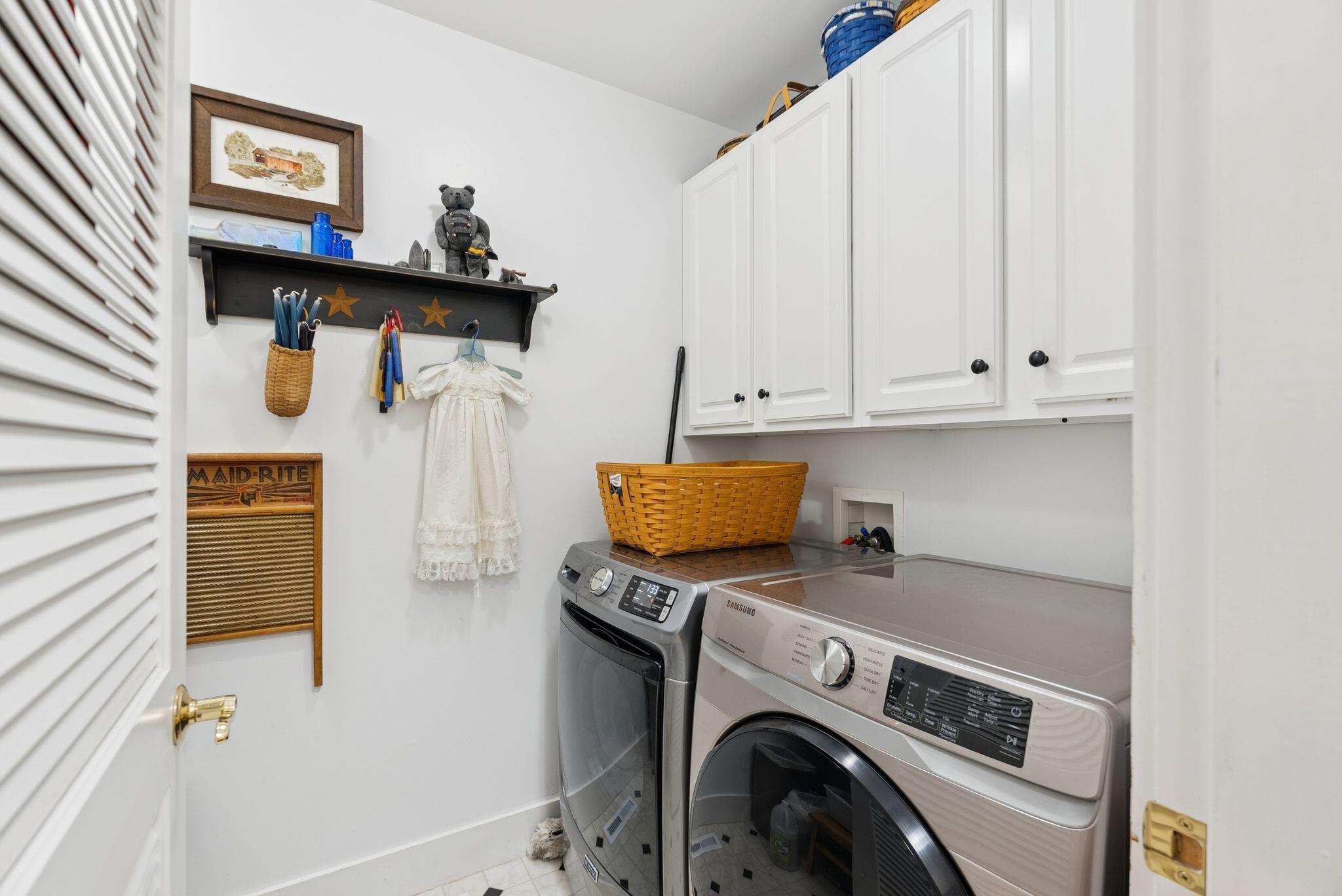 Brunswick, Maine, 04011, United States, 3 Bedrooms Bedrooms, ,3 BathroomsBathrooms,Residential,Active,1985566