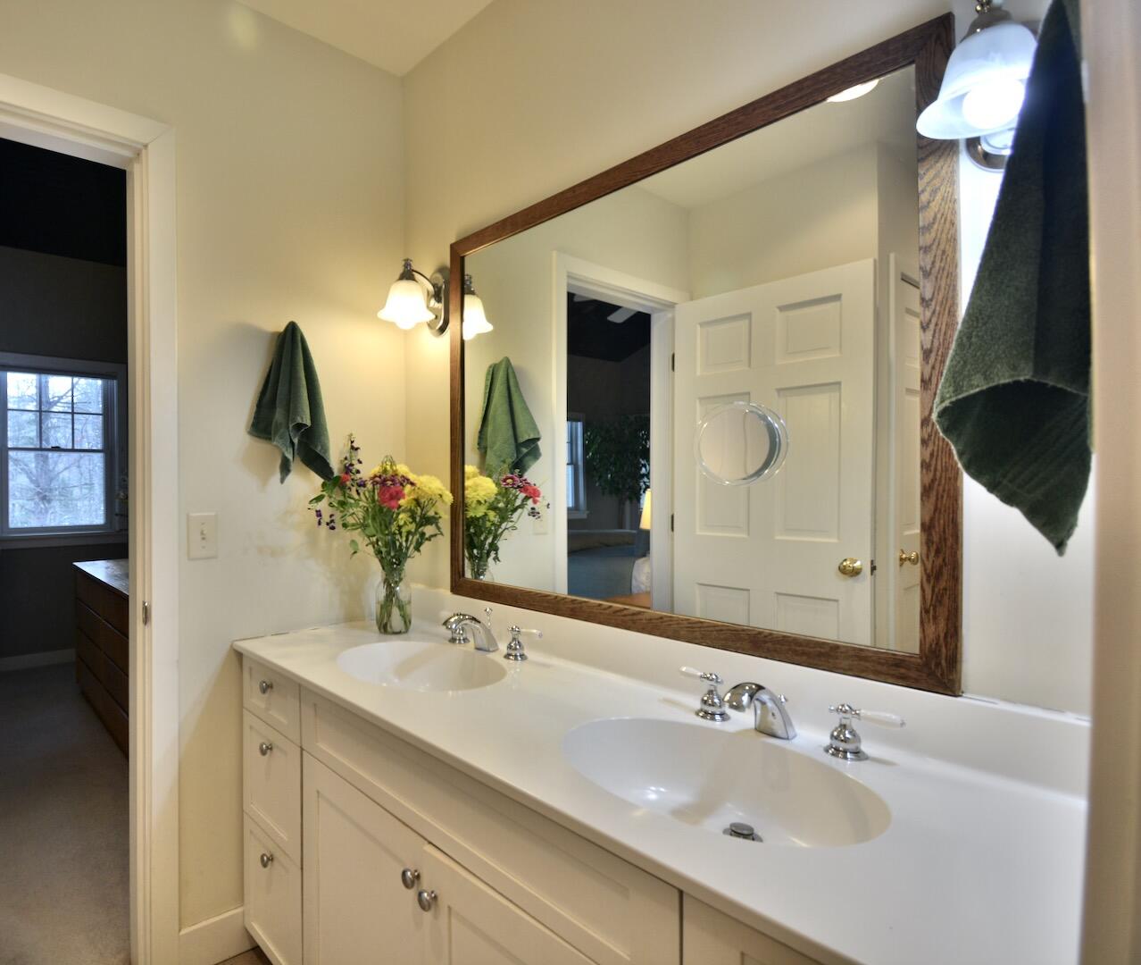 New Portland, Maine, 04961, United States, 3 Bedrooms Bedrooms, ,3 BathroomsBathrooms,Residential,Active,2009865