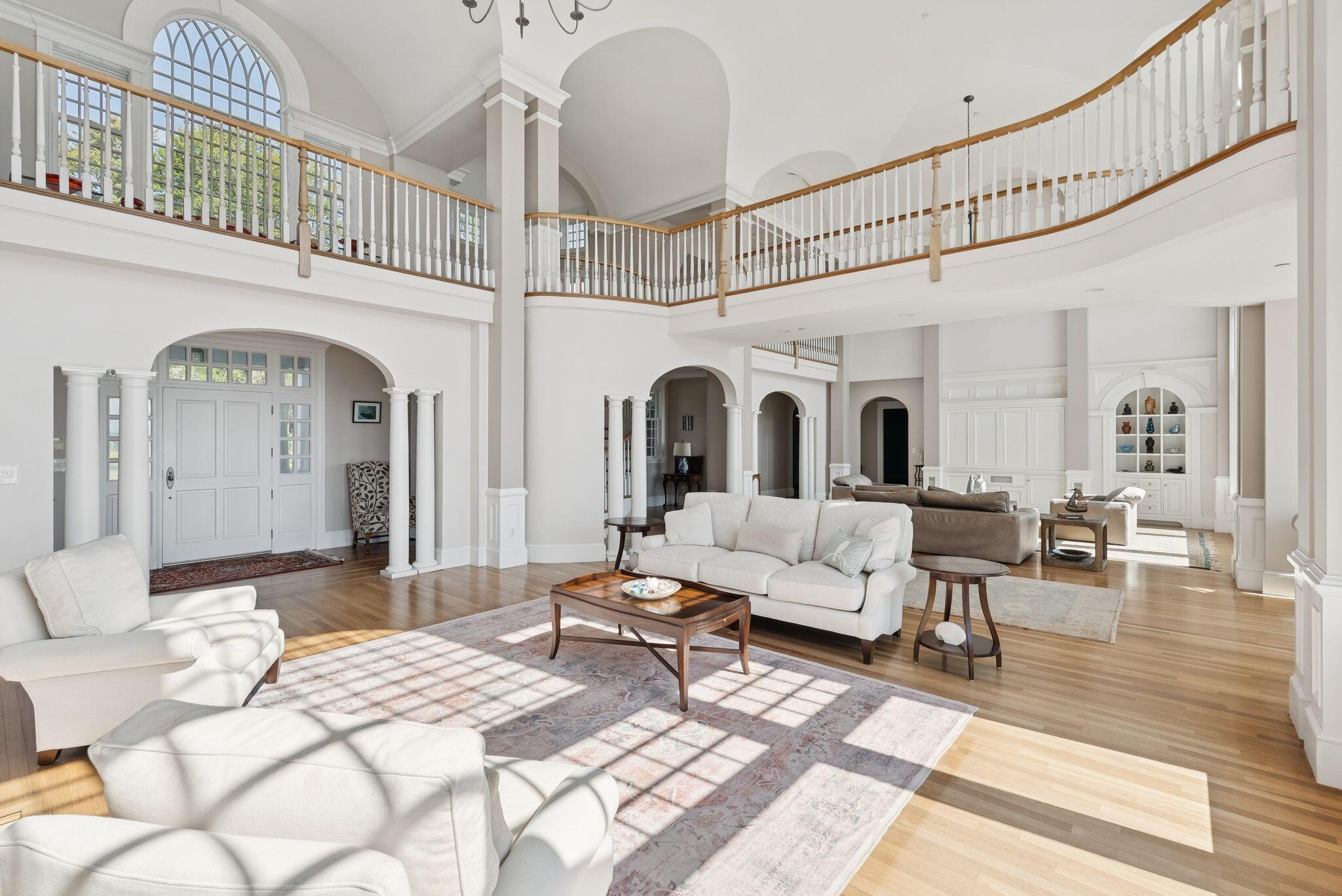 Yarmouth, Maine, 04096, United States, 4 Bedrooms Bedrooms, ,5 BathroomsBathrooms,Residential,Active,1945252