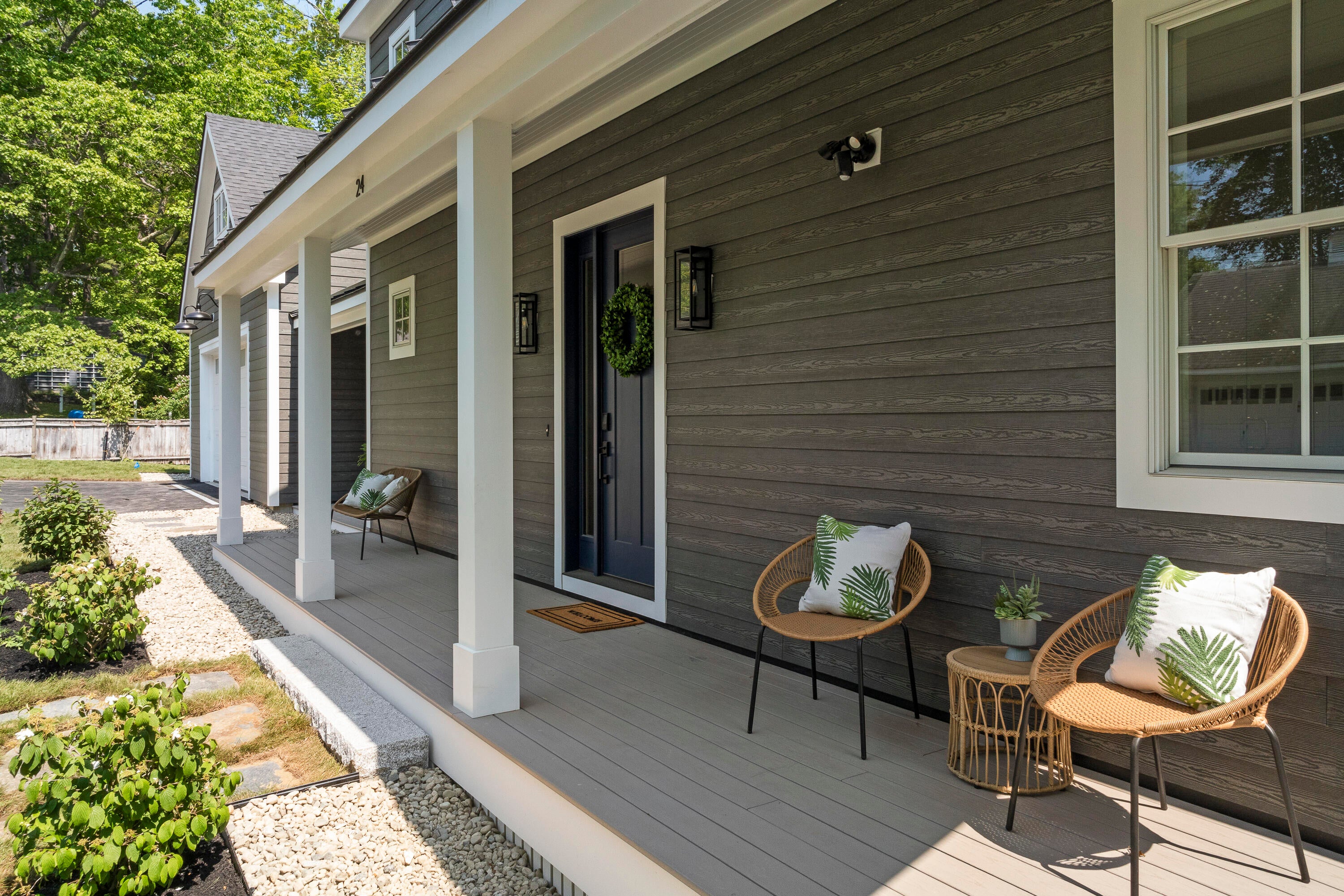 Falmouth, Maine, 04105, United States, 5 Bedrooms Bedrooms, ,6 BathroomsBathrooms,Residential,Active,1853629