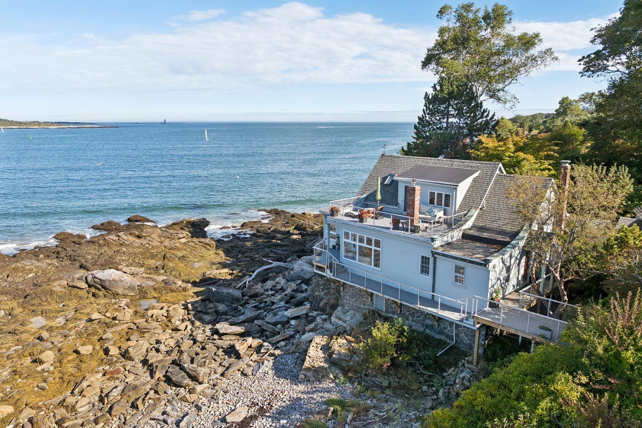 South Portland, Maine, 04106, United States, 3 Bedrooms Bedrooms, ,2 BathroomsBathrooms,Residential,Active,1951791