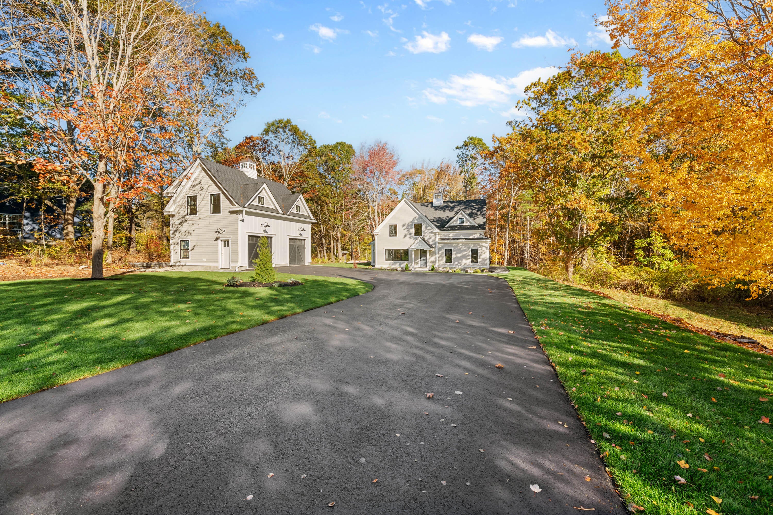 Kennebunkport, Maine, 04046, United States, 4 Bedrooms Bedrooms, ,4 BathroomsBathrooms,Residential,Active,1968434