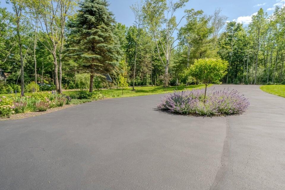 Belfast, Maine, 04915, United States, 4 Bedrooms Bedrooms, ,4 BathroomsBathrooms,Residential,Active,1876879