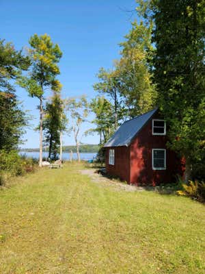 25 HAMSTEAD DR, NEWPORT, ME 04953 - Image 1