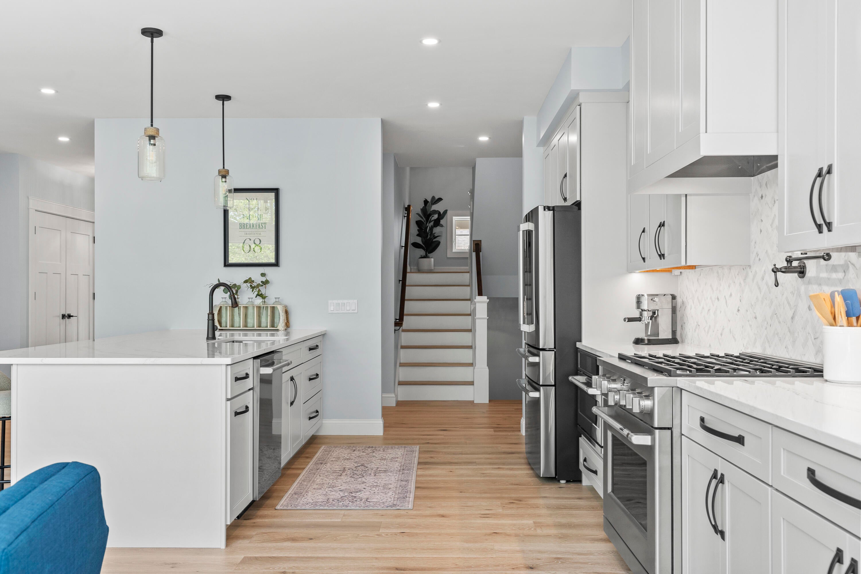 Falmouth, Maine, 04105, United States, 5 Bedrooms Bedrooms, ,6 BathroomsBathrooms,Residential,Active,2028555