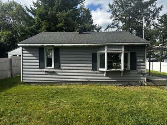 70 WARD ST, PRESQUE ISLE, ME 04769 - Image 1