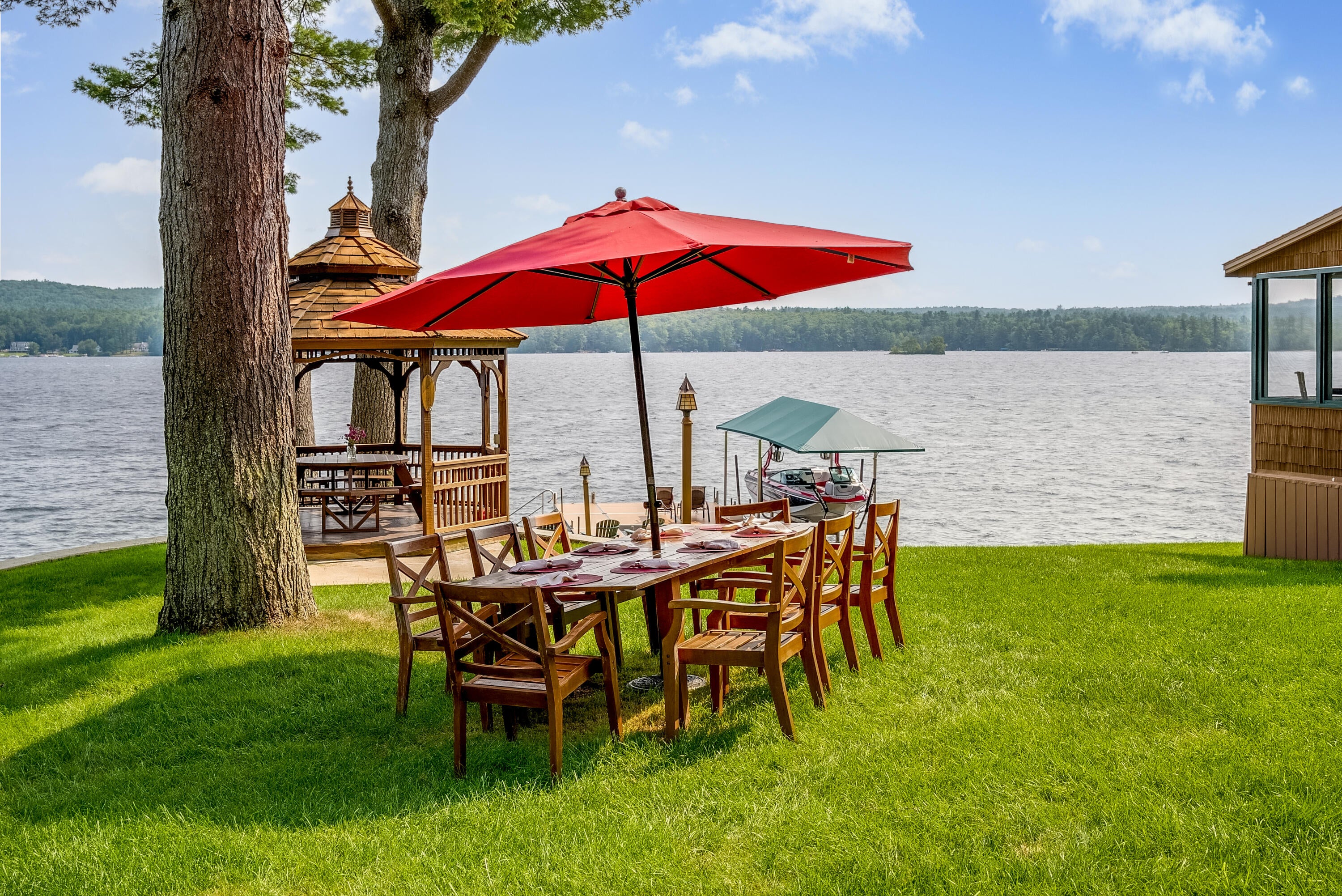 Naples, Maine, 04055, United States, 9 Bedrooms Bedrooms, ,8 BathroomsBathrooms,Residential,Active,1905064