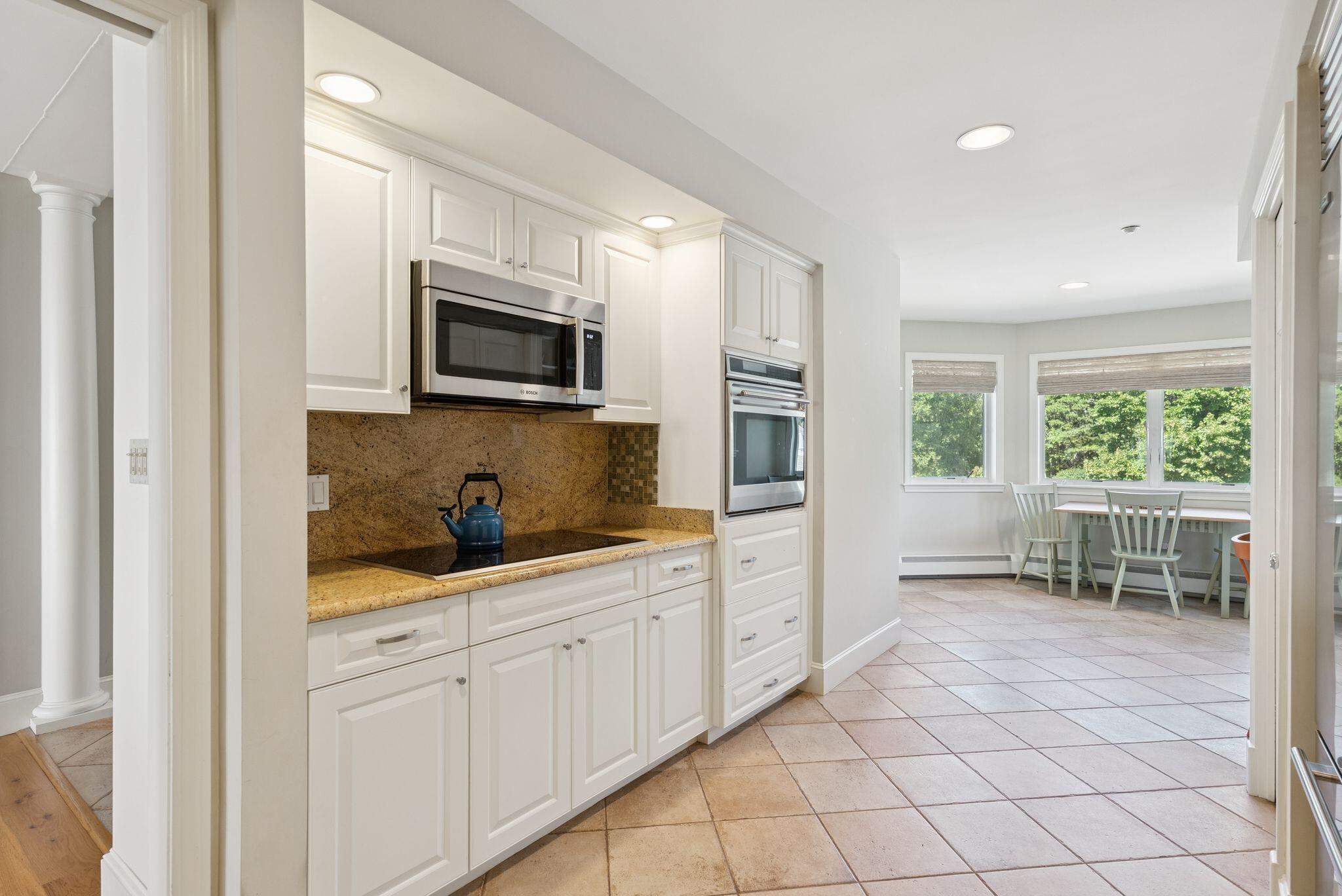 Scarborough, Maine, 04074, United States, 2 Bedrooms Bedrooms, ,3 BathroomsBathrooms,Residential,Active,1922482