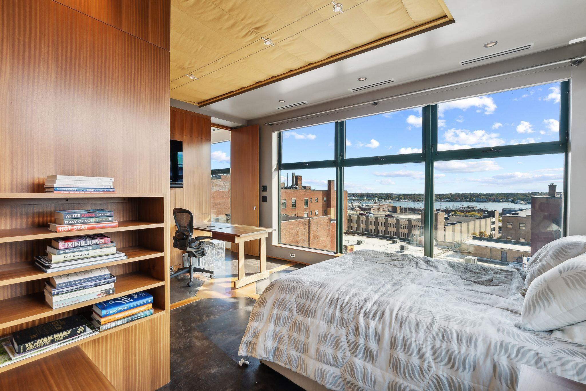 Portland, Maine, 04101, United States, 2 Bedrooms Bedrooms, ,3 BathroomsBathrooms,Residential,Active,1839414