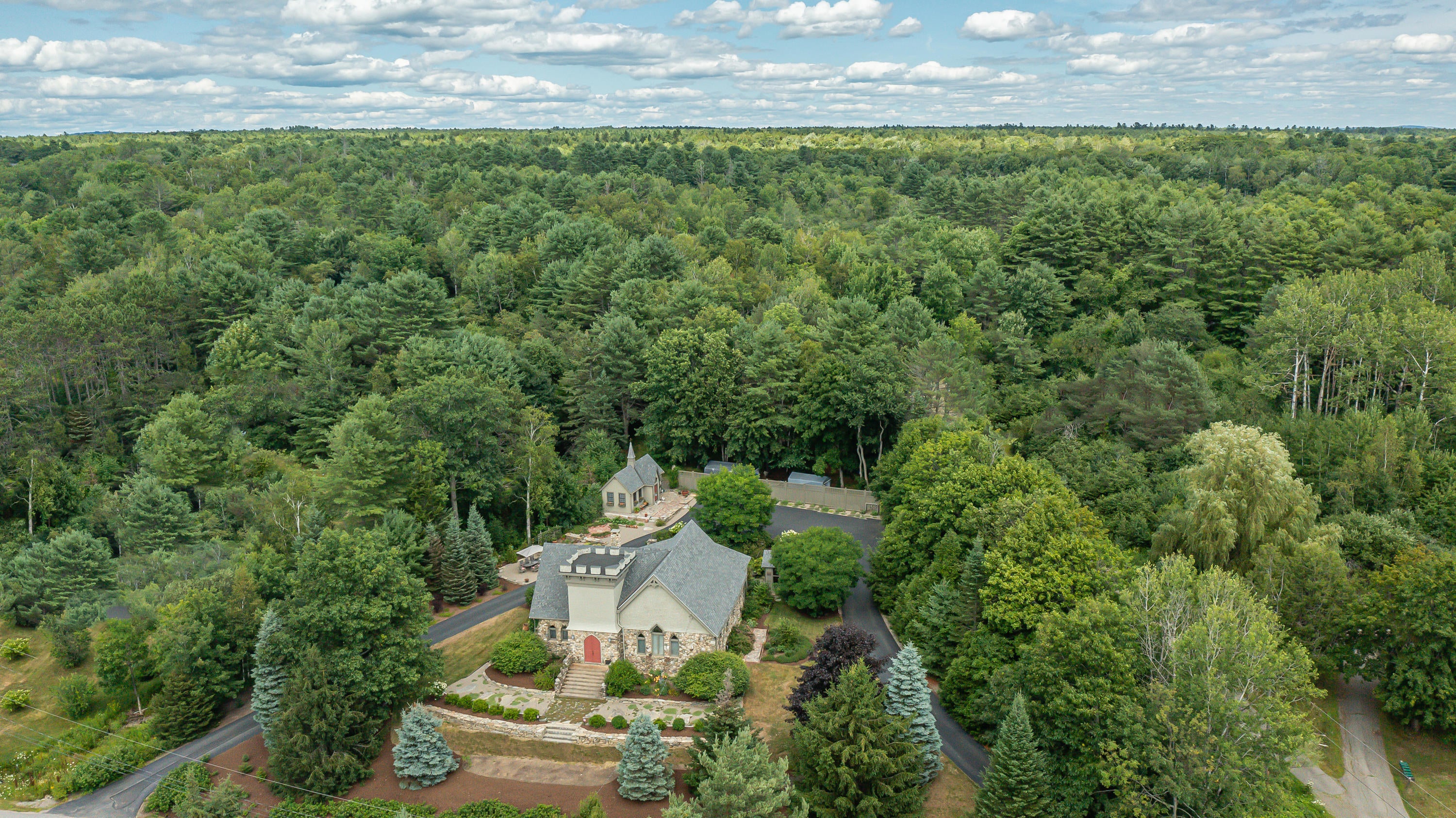 Belfast, Maine, 04915, United States, ,2 BathroomsBathrooms,Residential,Active,1762819