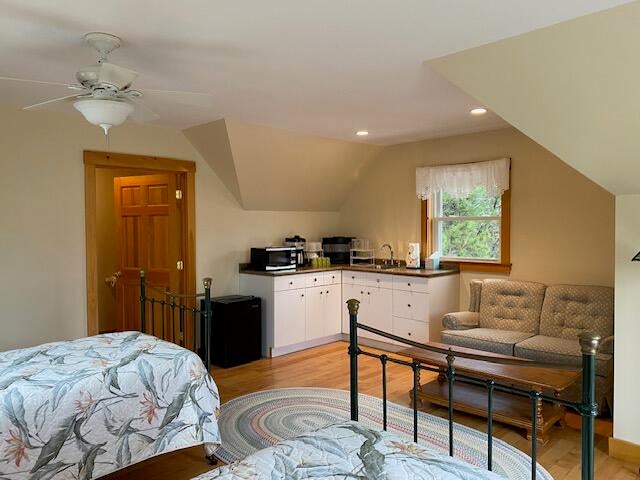 Georgetown, Maine, 04548, United States, 2 Bedrooms Bedrooms, ,3 BathroomsBathrooms,Residential,Active,1798245