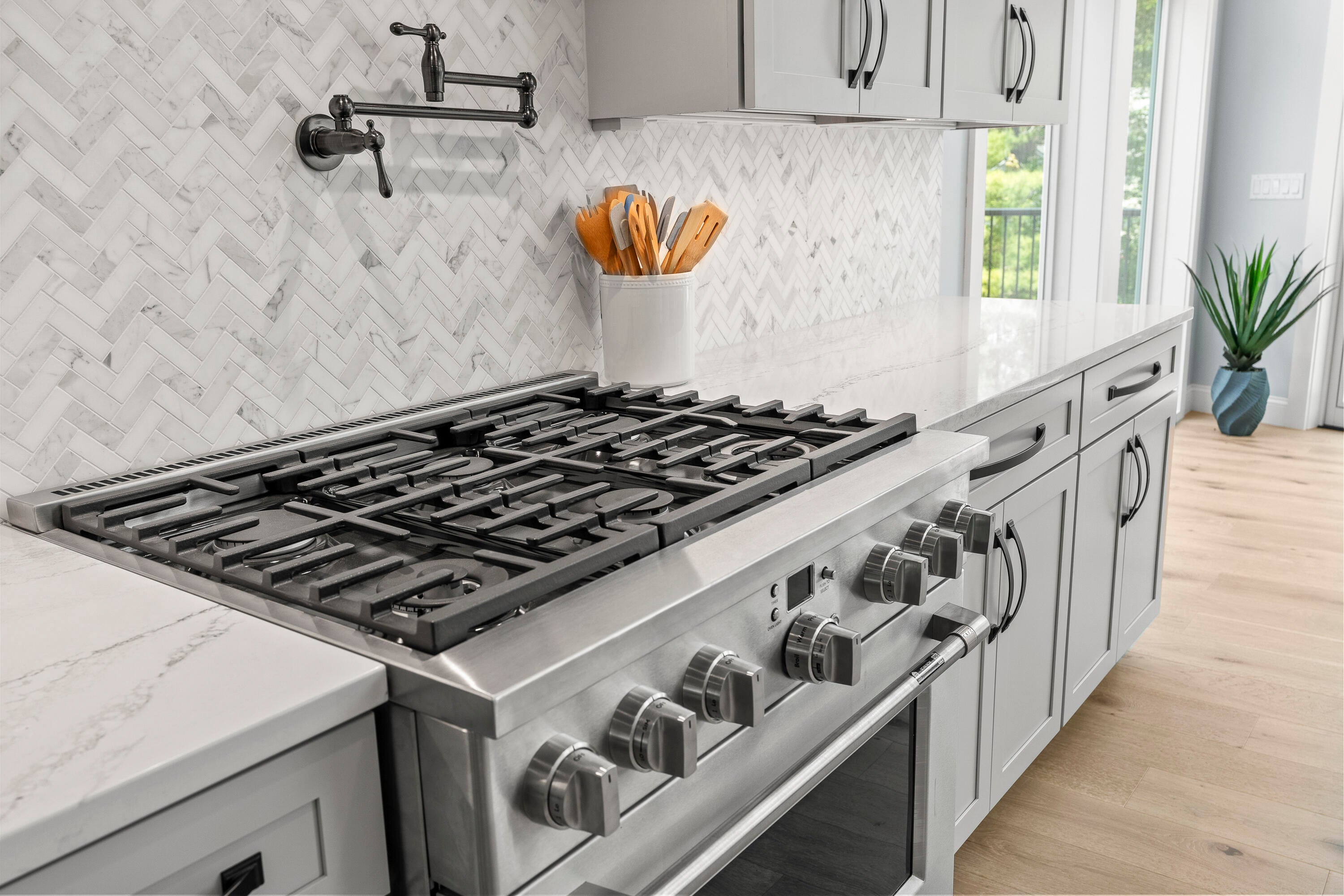 Falmouth, Maine, 04105, United States, 5 Bedrooms Bedrooms, ,6 BathroomsBathrooms,Residential,Active,1853629