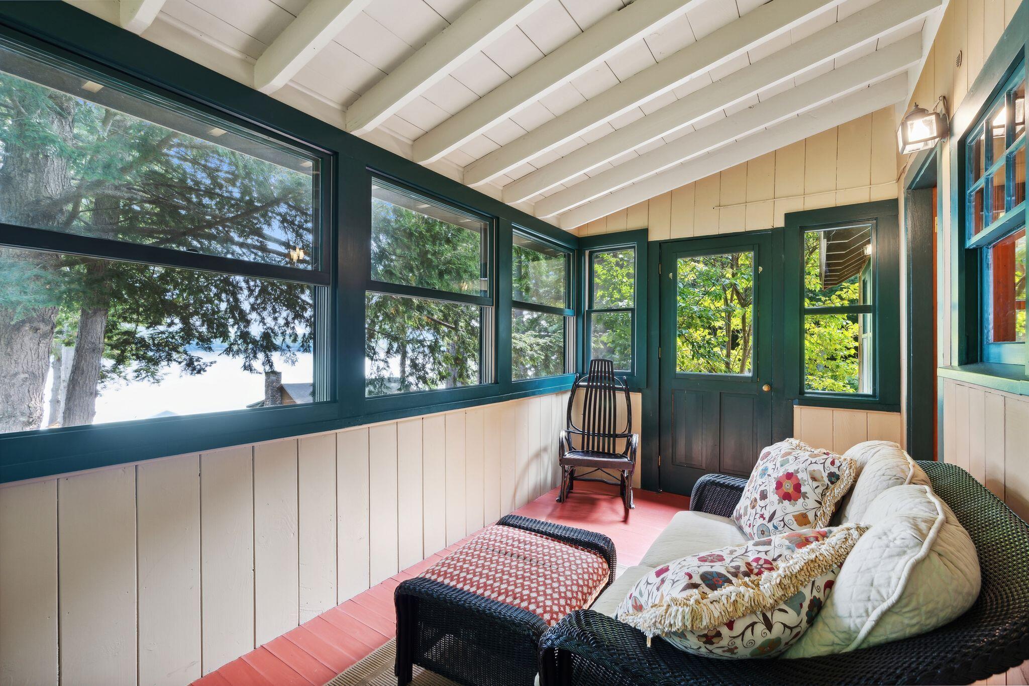 Naples, Maine, 04055, United States, 9 Bedrooms Bedrooms, ,8 BathroomsBathrooms,Residential,Active,1905064