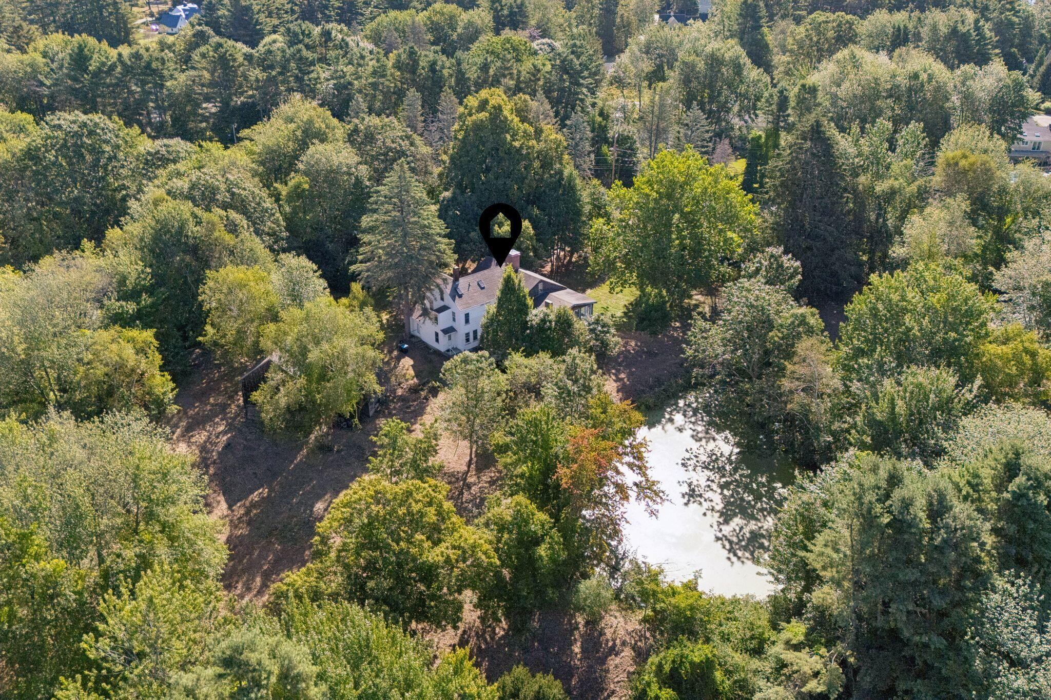 Falmouth, Maine, 04105, United States, 4 Bedrooms Bedrooms, ,3 BathroomsBathrooms,Residential,Active,1943791