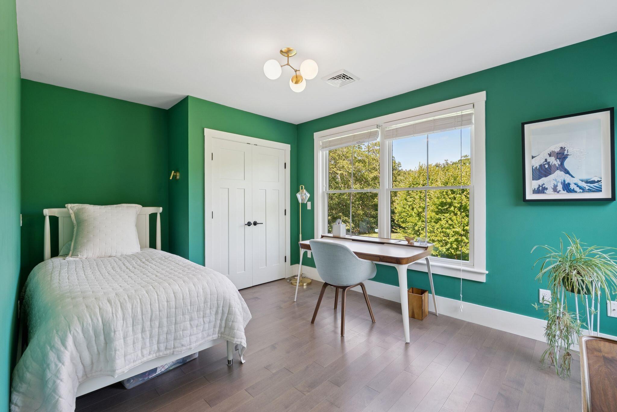 Cumberland, Maine, 04021, United States, 5 Bedrooms Bedrooms, ,4 BathroomsBathrooms,Residential,Active,1941141