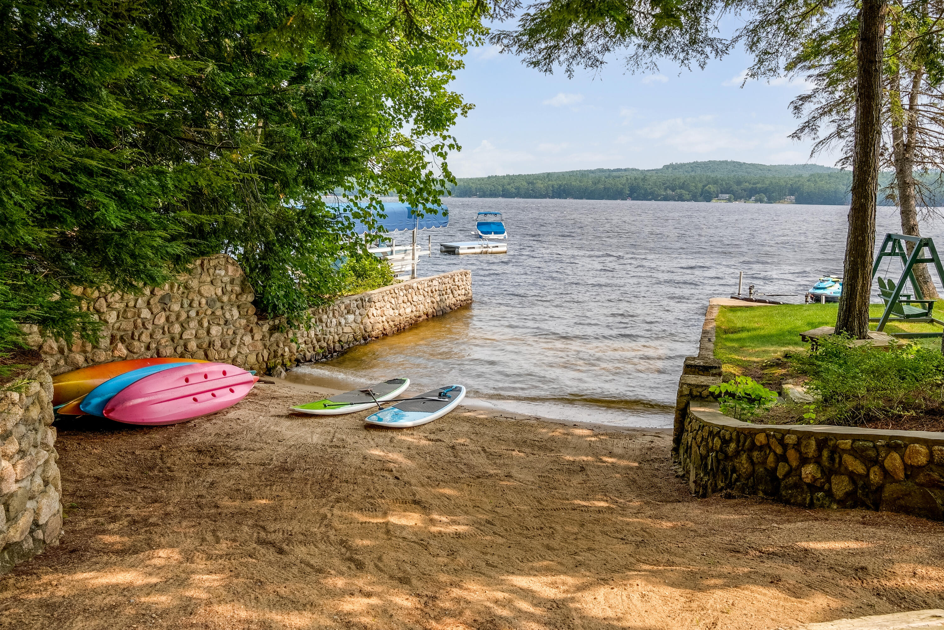 Naples, Maine, 04055, United States, 9 Bedrooms Bedrooms, ,8 BathroomsBathrooms,Residential,Active,1905064