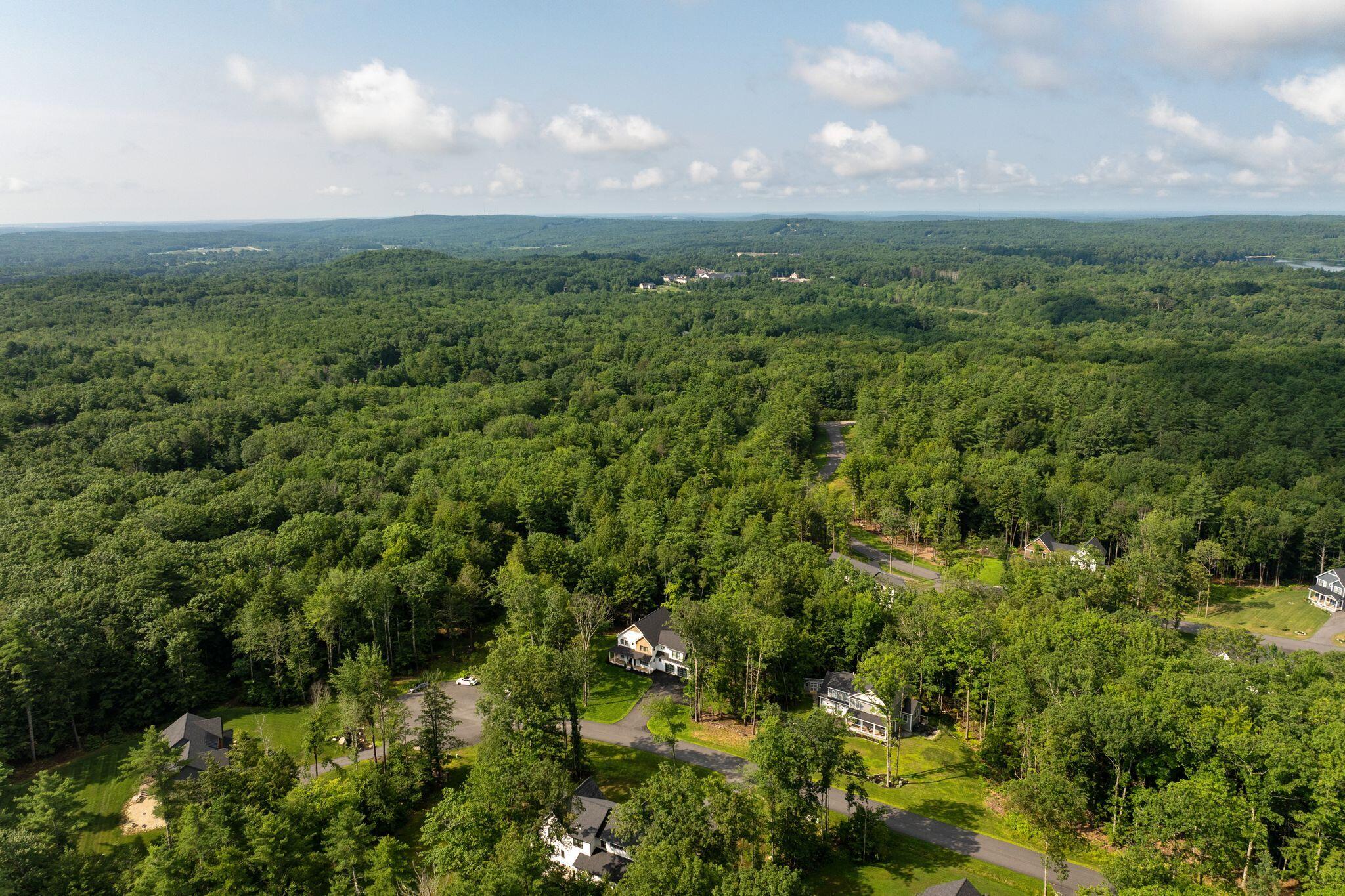 Cumberland, Maine, 04021, United States, ,5 BathroomsBathrooms,Residential,Active,1899925