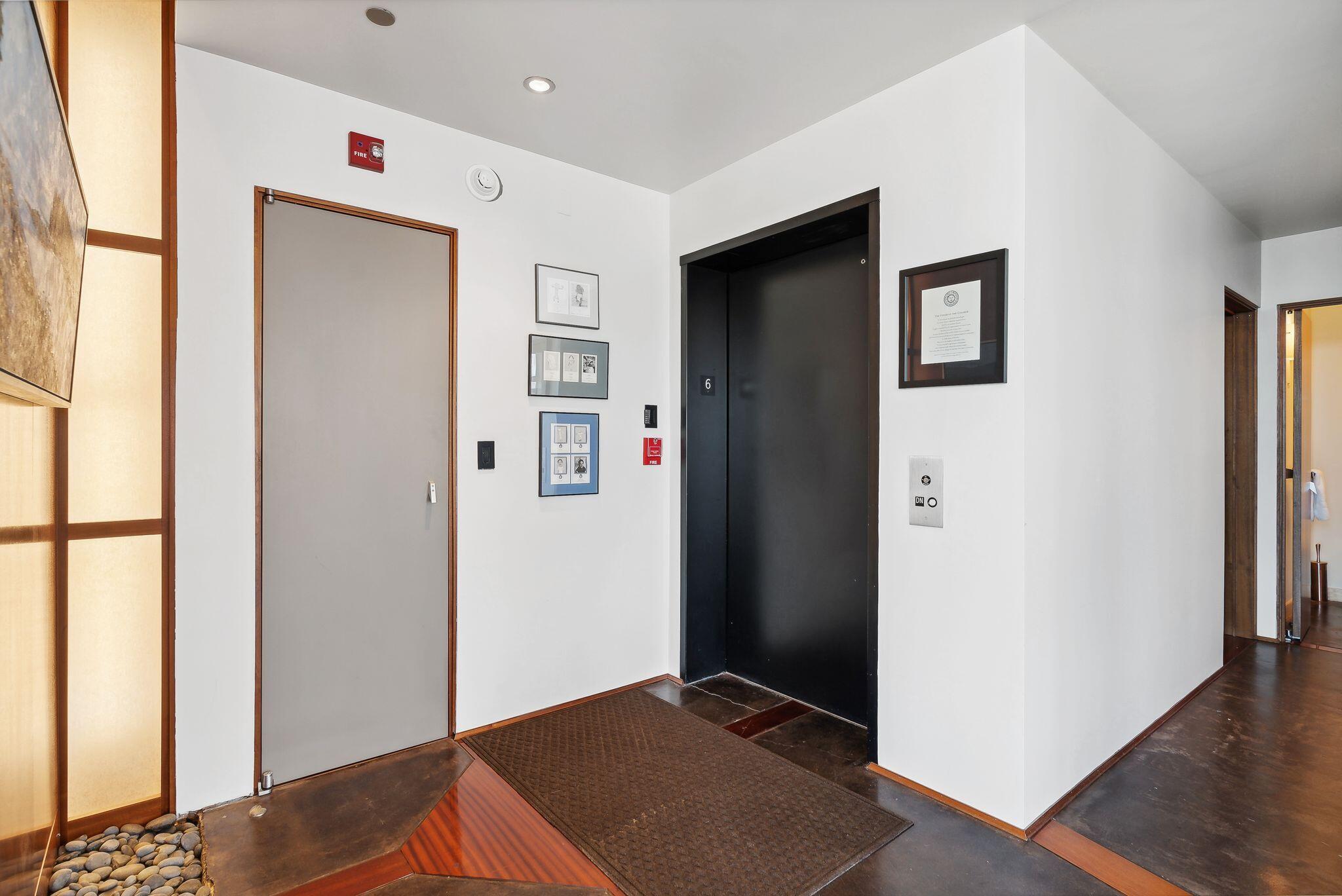 Portland, Maine, 04101, United States, 2 Bedrooms Bedrooms, ,3 BathroomsBathrooms,Residential,Active,1839414