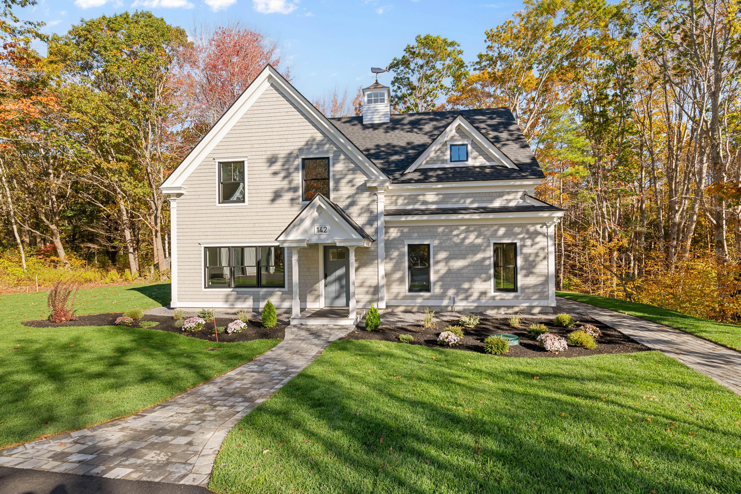 Kennebunkport, Maine, 04046, United States, 4 Bedrooms Bedrooms, ,4 BathroomsBathrooms,Residential,Active,1968434