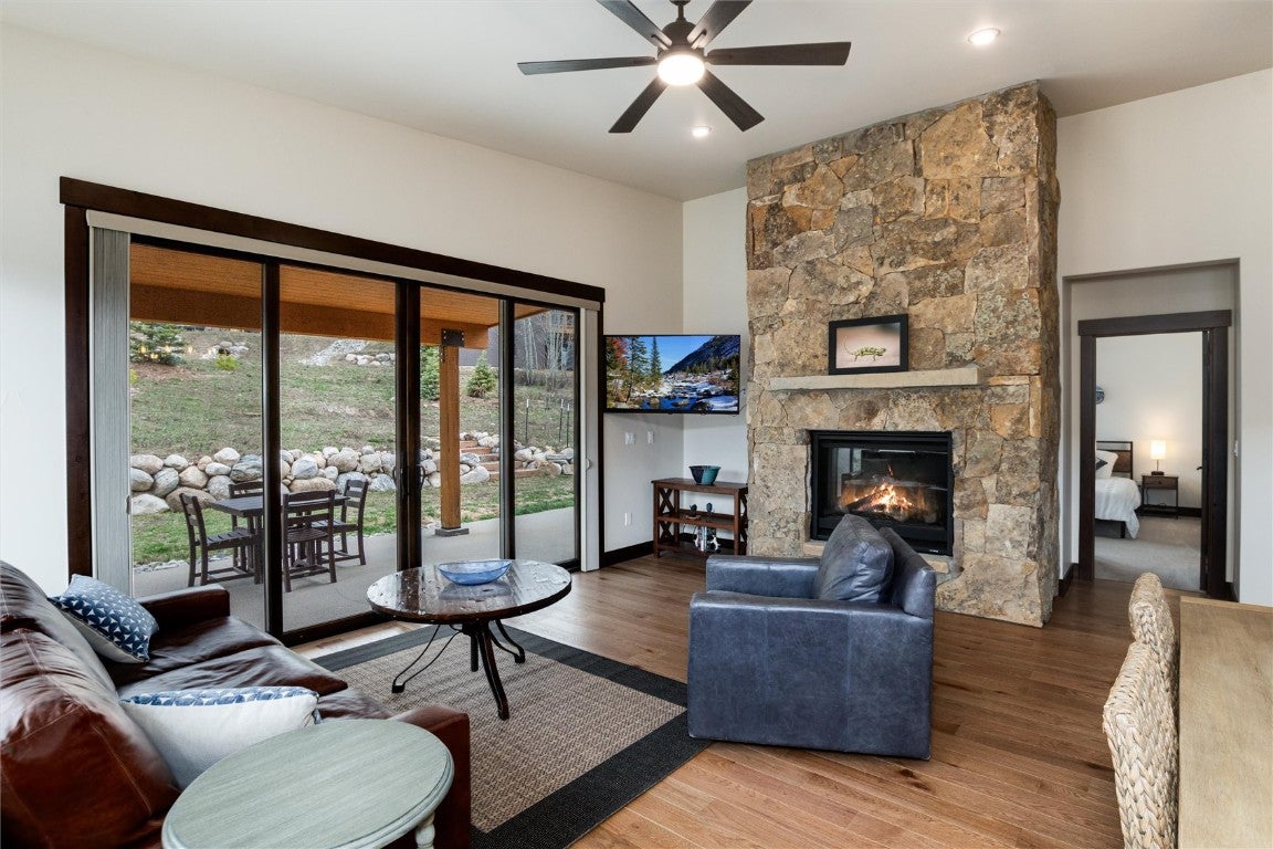 Silverthorne, Colorado, 80498, United States, 3 Bedrooms Bedrooms, ,3 BathroomsBathrooms,Residential,Active,1810374