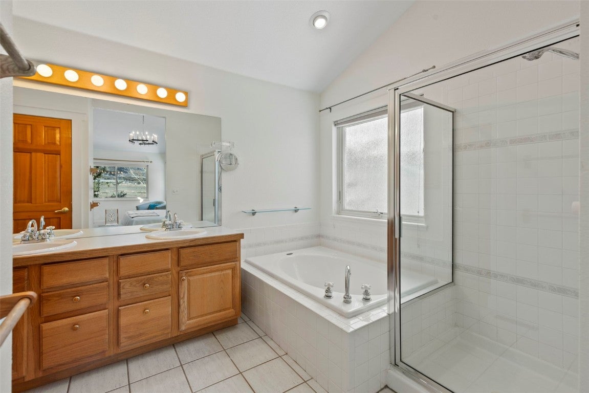 Dillon, Colorado, 80435, United States, 4 Bedrooms Bedrooms, ,4 BathroomsBathrooms,Residential,Active,2007282