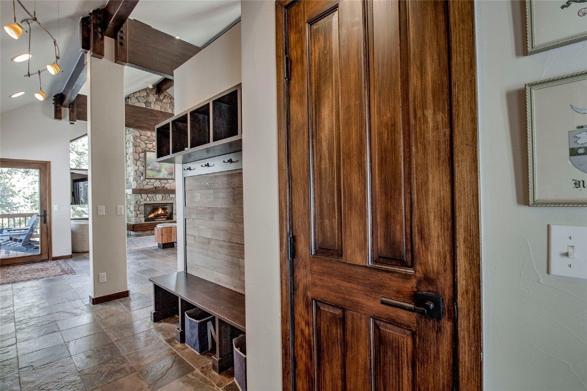 Silverthorne, Colorado, 80498, United States, 3 Bedrooms Bedrooms, ,4 BathroomsBathrooms,Residential,Active,2012473