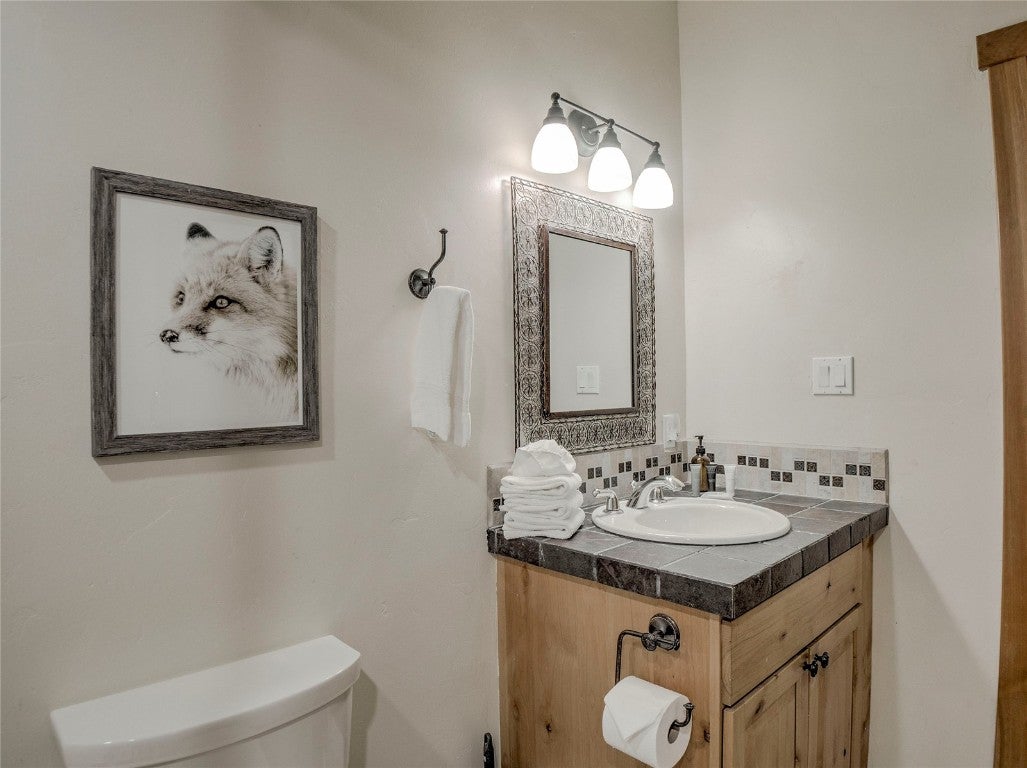 Silverthorne, Colorado, 80498, United States, 5 Bedrooms Bedrooms, ,4 BathroomsBathrooms,Residential,Active,1969634