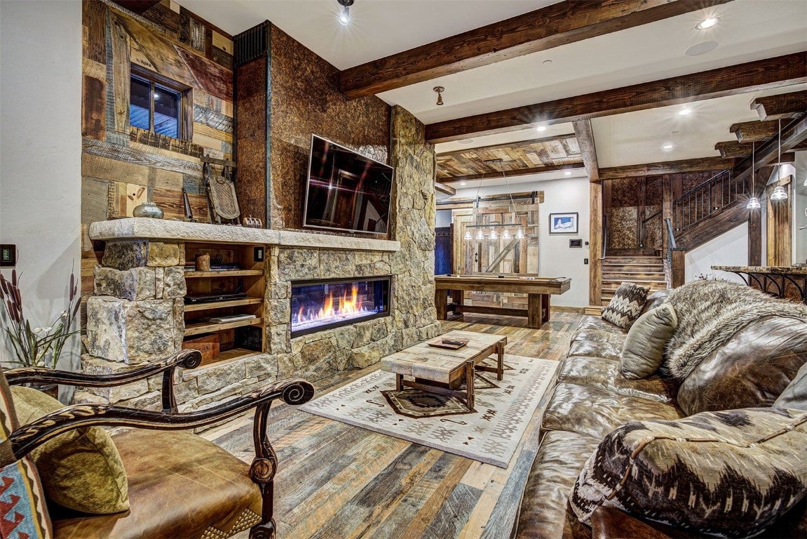 Breckenridge, Colorado, 80424, United States, 7 Bedrooms Bedrooms, ,8 BathroomsBathrooms,Residential,Active,1863268