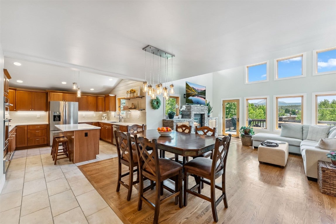 Dillon, Colorado, 80435, United States, 4 Bedrooms Bedrooms, ,3 BathroomsBathrooms,Residential,Active,1886797