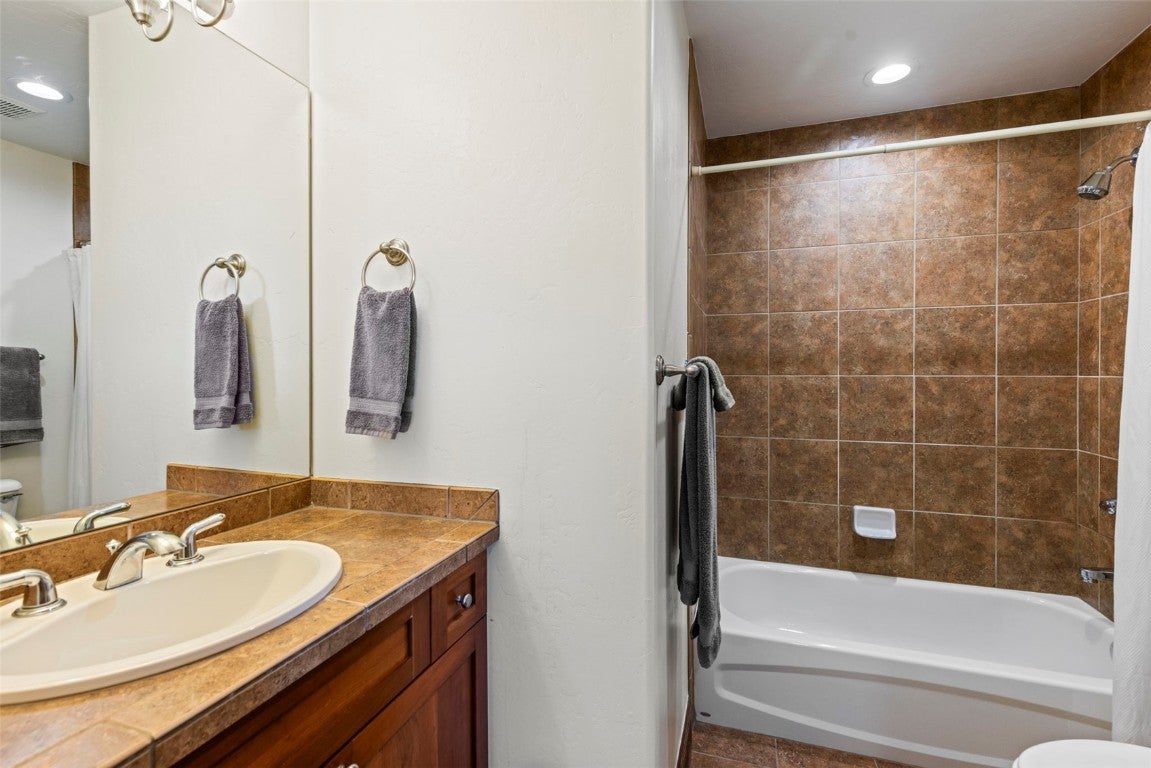 Breckenridge, Colorado, 80424, United States, 4 Bedrooms Bedrooms, ,4 BathroomsBathrooms,Residential,Active,1797967