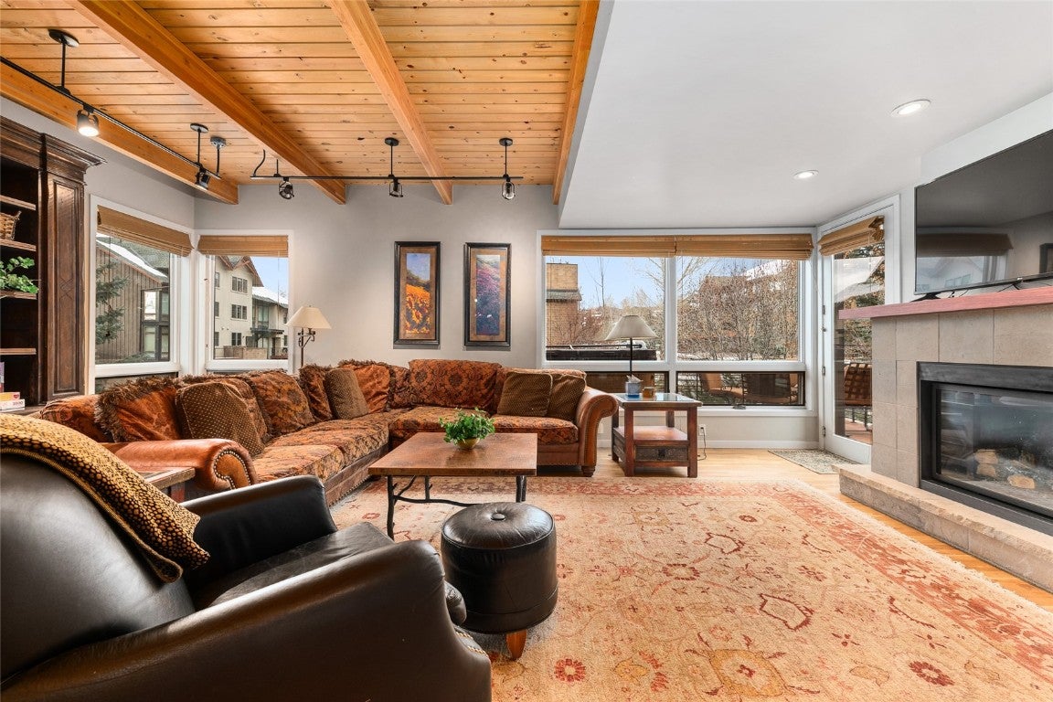 Steamboat Springs, Colorado, 80487, United States, 4 Bedrooms Bedrooms, ,4 BathroomsBathrooms,Residential,Active,1986903