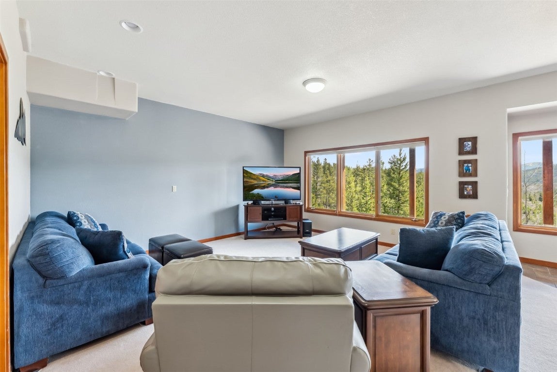 Breckenridge, Colorado, 80424, United States, 3 Bedrooms Bedrooms, ,4 BathroomsBathrooms,Residential,Active,1824027