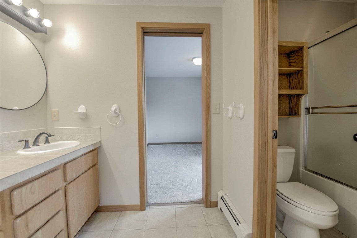 Silverthorne, Colorado, 80498, United States, 5 Bedrooms Bedrooms, ,4 BathroomsBathrooms,Residential,Active,2002610