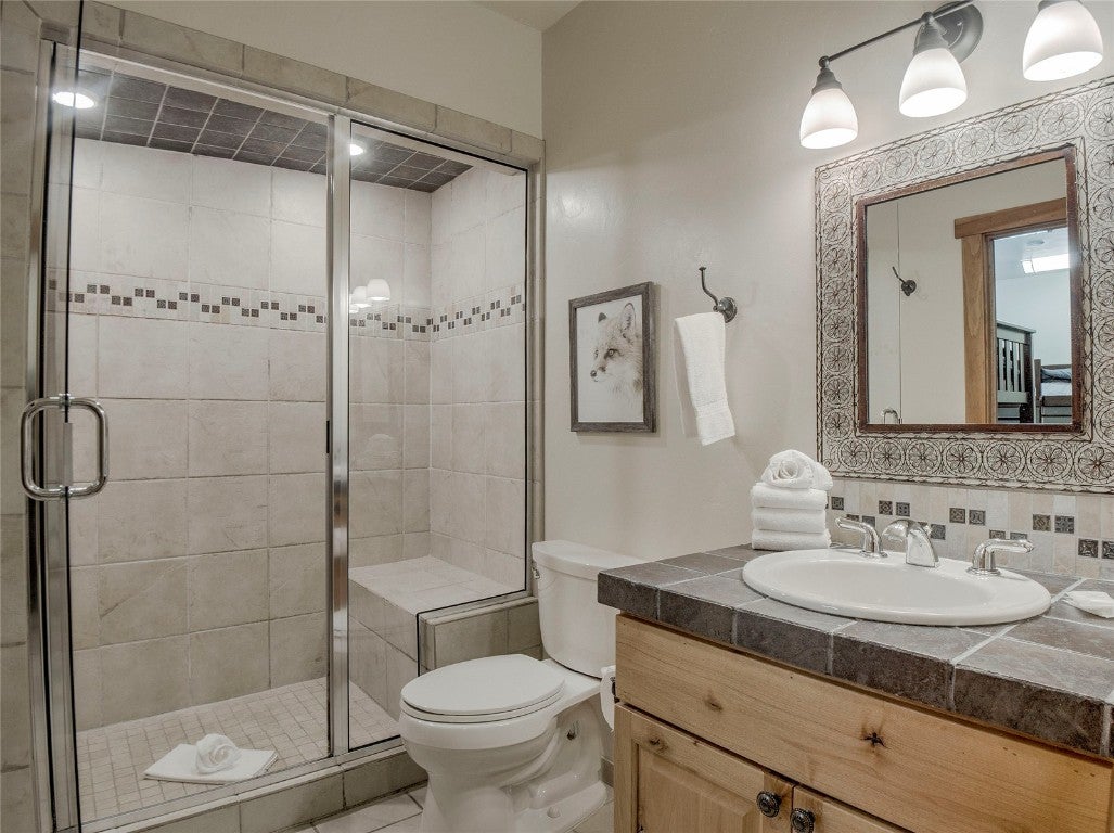 Silverthorne, Colorado, 80498, United States, 5 Bedrooms Bedrooms, ,4 BathroomsBathrooms,Residential,Active,1969634