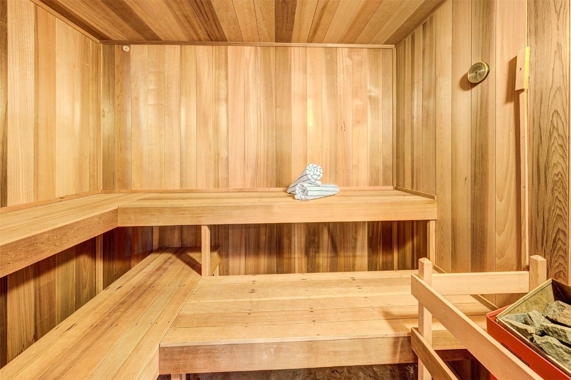 Blue River, Colorado, 80424, United States, 6 Bedrooms Bedrooms, ,5 BathroomsBathrooms,Residential,Active,1863280