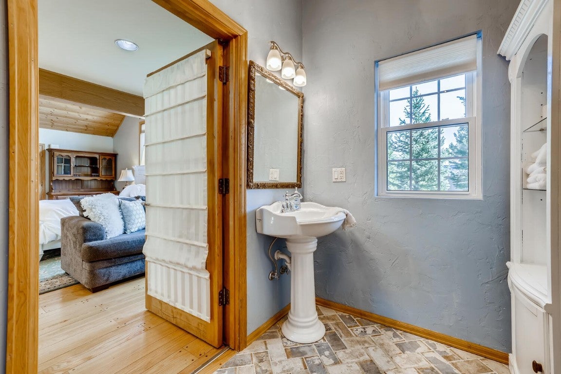 Frisco, Colorado, 80443, United States, 4 Bedrooms Bedrooms, ,6 BathroomsBathrooms,Residential,Active,2006819