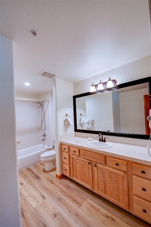 Keystone, Colorado, 80435, United States, 4 Bedrooms Bedrooms, ,4 BathroomsBathrooms,Residential,Active,1884906