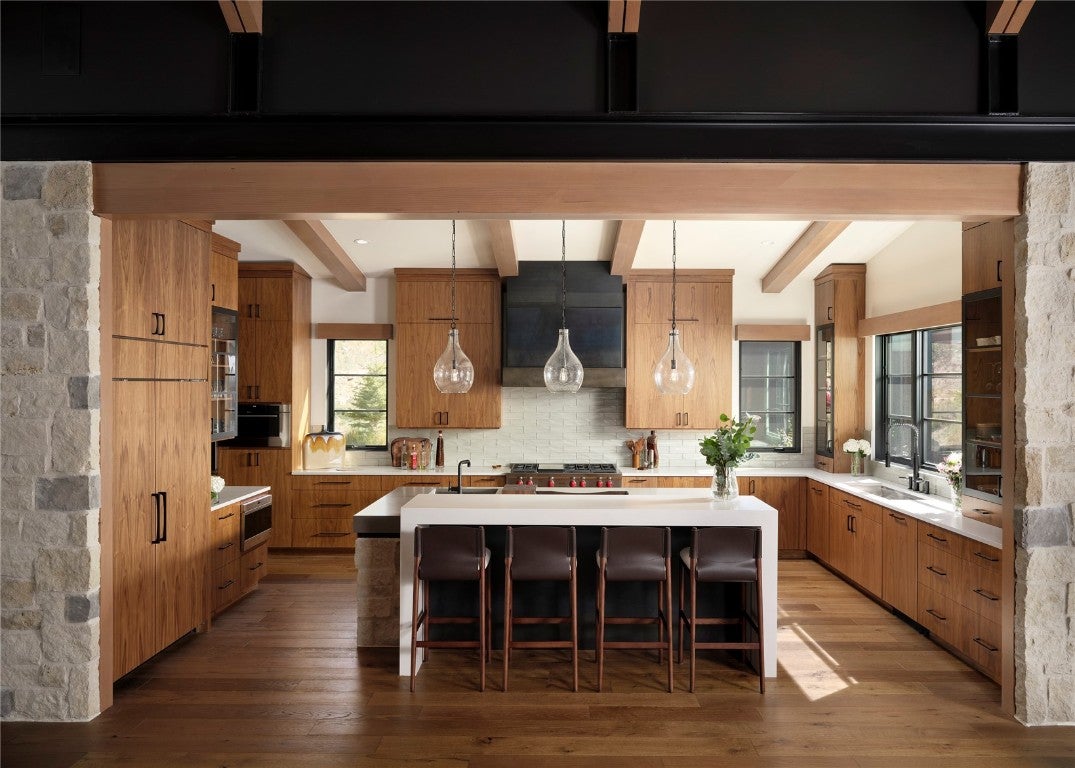 Silverthorne, Colorado, 80498, United States, 5 Bedrooms Bedrooms, ,7 BathroomsBathrooms,Residential,Active,1965822