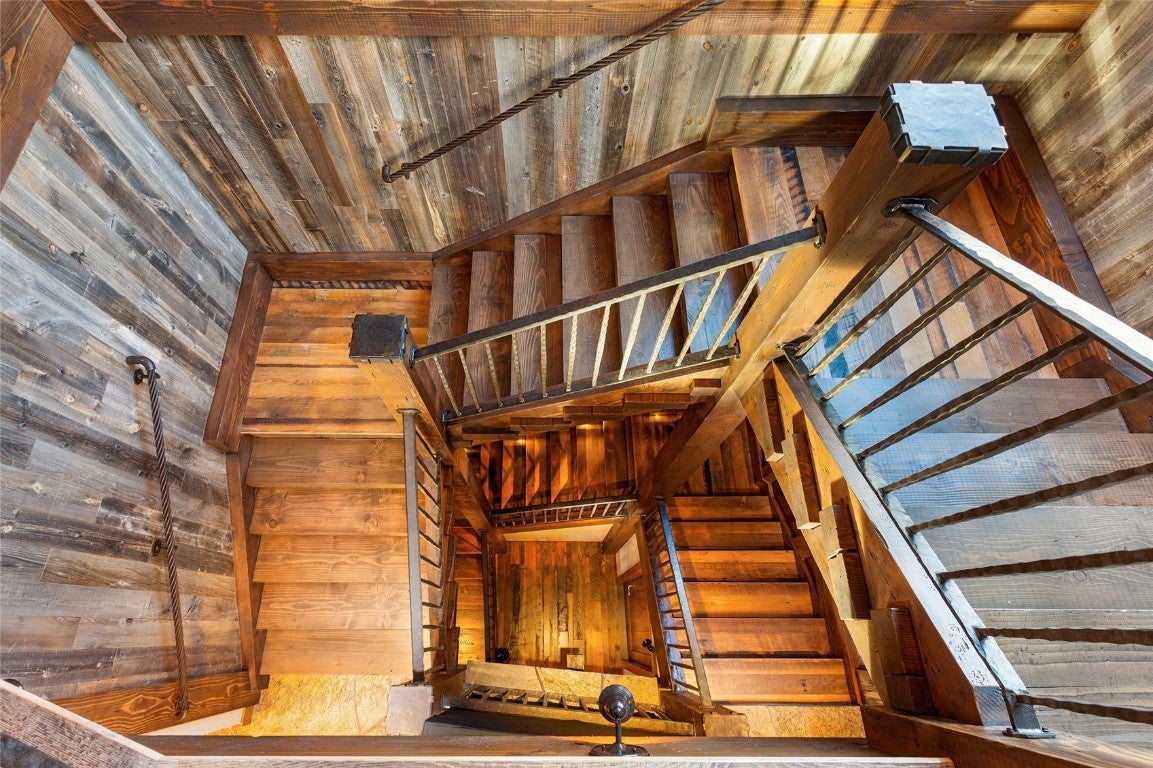 Breckenridge, Colorado, 80424, United States, 7 Bedrooms Bedrooms, ,8 BathroomsBathrooms,Residential,Active,1863268