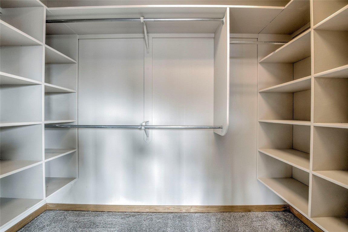 Silverthorne, Colorado, 80498, United States, 5 Bedrooms Bedrooms, ,4 BathroomsBathrooms,Residential,Active,2002610